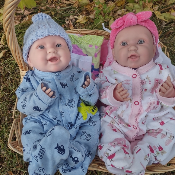 Baby dolls with basket and wardrobe. - Picture 4 of 11